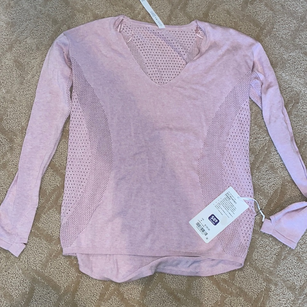 Still movement sweater size 4 lululemon nwt